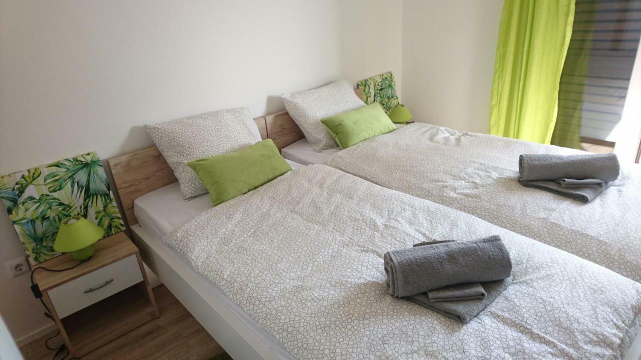 Ela Cres Apartment Luaran gambar